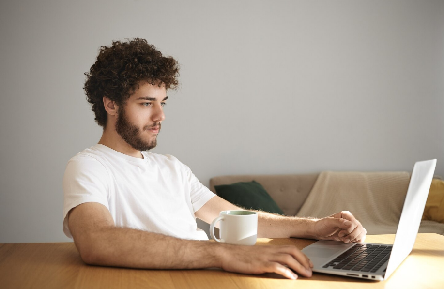 Web Sitesi Yayına Alındıktan Sonra SEO Neden Hemen Sonuç Vermez?