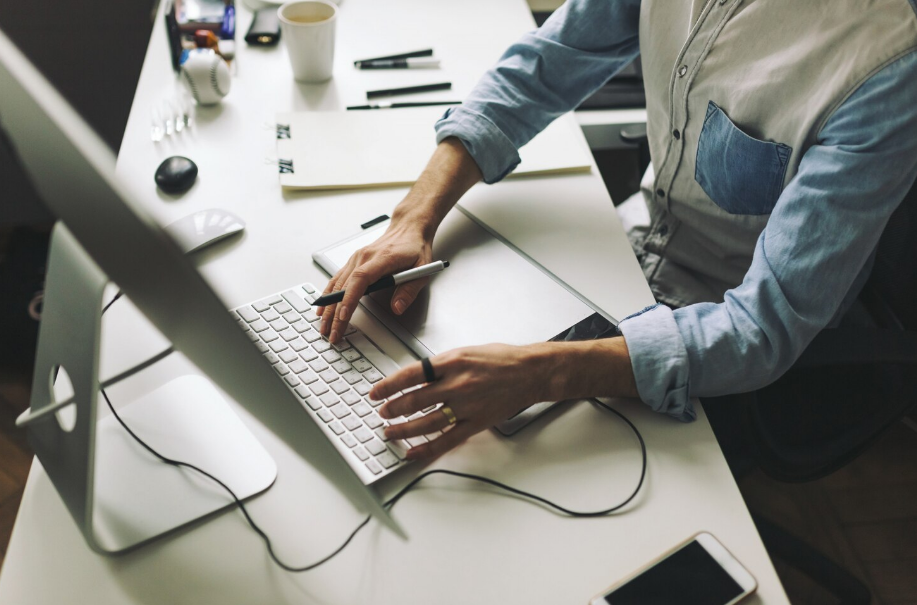 Profesyonel Web Sitesi Markanın Güvenilirliğini Nasıl Artırır?